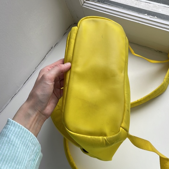 Backpack - Picture 8 of 8